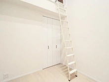 【兵庫県/神戸市東灘区本山中町】パレ・プラス本山 洋室：4.5帖