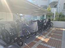 【兵庫県/神戸市東灘区御影山手】メープル御影山手セレヴィ 駐輪場