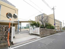 【兵庫県/神戸市東灘区住吉宮町】KiLaLa住吉 神戸市立住吉中学校（現地より約950m）