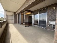 【兵庫県/神戸市東灘区御影山手】ジークレフ御影山手緑静館 バルコニー