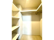 【兵庫県/神戸市東灘区御影】エルザ御影平野 A棟 収納