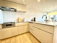 【兵庫県/神戸市東灘区御影郡家】アステシオ御影 キッチン