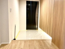 【兵庫県/神戸市東灘区御影郡家】アステシオ御影 玄関