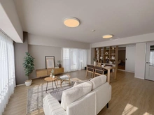 【兵庫県/神戸市東灘区本山南町】グラン・フェルティ本山 リビング・ダイニング：※家具・調度品は販売価格に含まれておりません