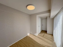 【兵庫県/神戸市東灘区本山南町】グラン・フェルティ本山 洋室：約7.7帖