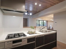 【兵庫県/神戸市東灘区本山南町】グラン・フェルティ本山 キッチン