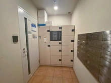 【兵庫県/神戸市東灘区森南町】セレッソコート甲南森南町 宅配BOX：右側：メールBOX