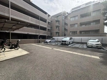 【兵庫県/神戸市東灘区住吉本町】住吉本町ロジュマン 駐車場