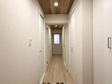 【兵庫県/芦屋市伊勢町】オーブラン芦屋伊勢町 廊下