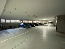 【兵庫県/神戸市東灘区御影郡家】ロジュマンスティーロ御影 駐車場
