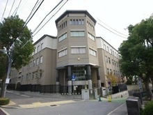 【兵庫県/神戸市灘区山田町】甲南ドルチェ六甲 神戸市立高羽小学校（現地より約581m）