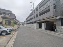 【兵庫県/神戸市東灘区御影郡家】グランヴィ御影郡家 前面道路