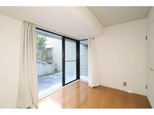 【兵庫県/芦屋市東芦屋町】ラフィーヌ芦屋 洋室