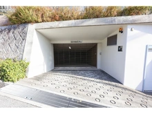 【兵庫県/芦屋市朝日ケ丘町】セレッソコート芦屋ヴェルグラード 駐車場