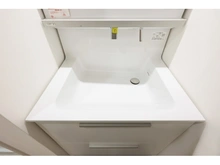【兵庫県/神戸市東灘区向洋町中】RICウエストコート4番街 西棟3番館 洗面室