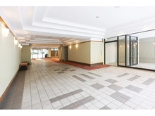 【兵庫県/神戸市東灘区向洋町中】RICウエストコート4番街 西棟3番館 エントランス