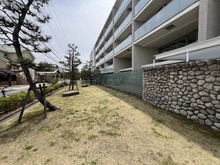 【兵庫県/神戸市東灘区深江南町】ルネラディウス芦屋川 敷地内
