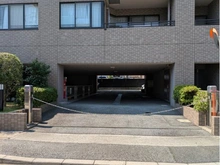 【兵庫県/神戸市東灘区本庄町】甲南山手ガーデンハウス 駐車場