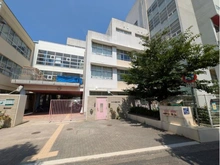 【兵庫県/神戸市東灘区本庄町】甲南山手ガーデンハウス 神戸市立東灘小学校（現地より約440m）：