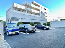 【東京都/足立区西新井】ヴェラハイツ西新井 駐車場