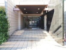 【東京都/足立区千住曙町】ジェイパーク北千住モナクレイス アプローチ