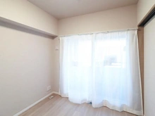 【東京都/荒川区南千住】ウィルローズ三ノ輪 洋室