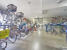 【東京都/足立区千住関屋町】コスモシティ北千住 駐輪場