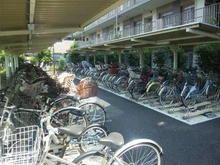 【東京都/足立区古千谷本町】グローベルザ・プレイス舎人親水公園 駐輪場