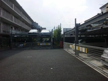 【東京都/足立区古千谷本町】グローベルザ・プレイス舎人親水公園 駐車場