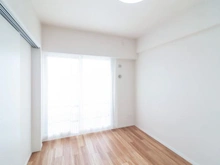 【東京都/足立区千住緑町】コスモプレイスグラシエ 洋室