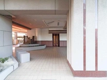 【東京都/足立区東和】ライオンズマンション綾瀬・谷中公園 エントランス