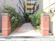 【東京都/台東区千束】ライジングプレイス浅草弐番館 エントランス