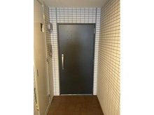 【東京都/足立区千住寿町】レーベンリヴァーレ北千住プライムアート 玄関