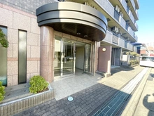 【東京都/足立区江北】レーベンハイム西新井弐番館 エントランス