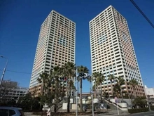 【千葉県/浦安市入船】エアレジデンス新浦安 EAST棟 外観:右側EAST棟、左側WEST棟