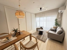 【千葉県/浦安市当代島】イニシア浦安 リビング：※家具調度品等は販売価格に含まれません。