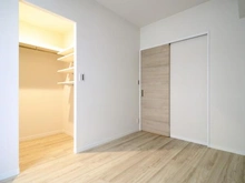 【千葉県/浦安市日の出】アールフォーラム新浦安 C棟 洋室