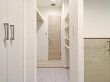 【千葉県/浦安市日の出】アールフォーラム新浦安 C棟 玄関