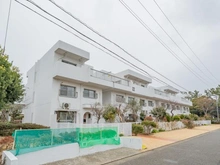 【千葉県/浦安市入船】入船中央エステート 22号棟 外観