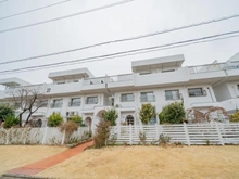 【千葉県/浦安市入船】入船中央エステート 22号棟 外観