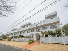 【千葉県/浦安市入船】入船中央エステート 22号棟 外観