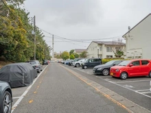 【千葉県/浦安市入船】入船中央エステート 22号棟 駐車場