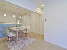 【千葉県/浦安市入船】入船中央エステート 第23号棟 リビング：※家具・調度品は販売価格に含まれておりません