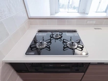 【千葉県/浦安市富岡】サンコーポ浦安 C棟 キッチン：三口コンロ