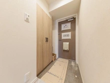 【千葉県/浦安市東野】モア・ステージ新浦安 玄関：リフォーム中