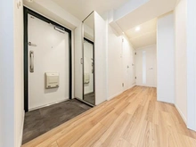 【東京都/江戸川区西葛西】コンテ西葛西 玄関