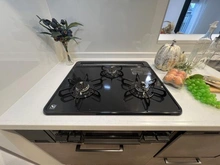 【千葉県/浦安市当代島】トーア浦安マンション A棟 三口コンロ