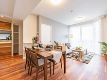 【千葉県/浦安市北栄】レクセルガーデン浦安 リビング：※家具・調度品等は販売価格に含まれておりません