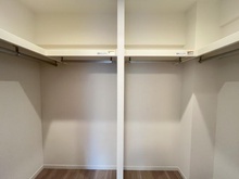 【東京都/江戸川区清新町】清新南ハイツ1 18号棟 収納：洋室7.0帖 ウォークインクローゼット