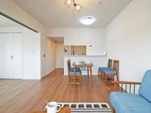 【埼玉県/志木市幸町】コスモ志木ホワイトコート LDK：（左）洋室